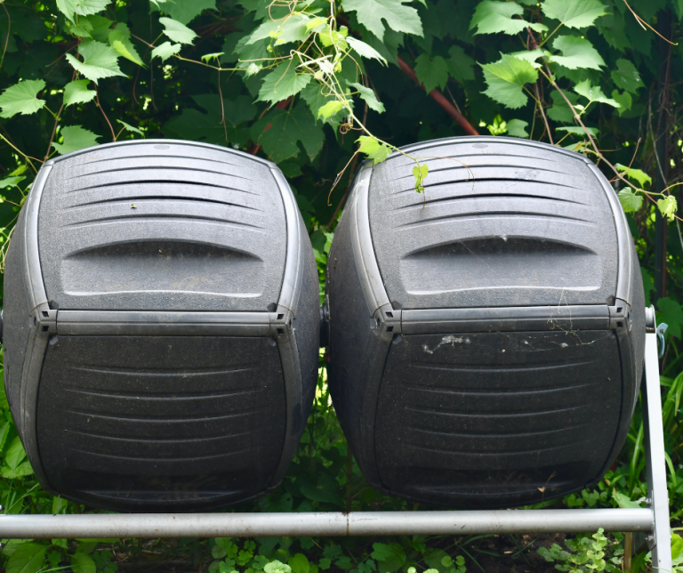 Tumbling Composter